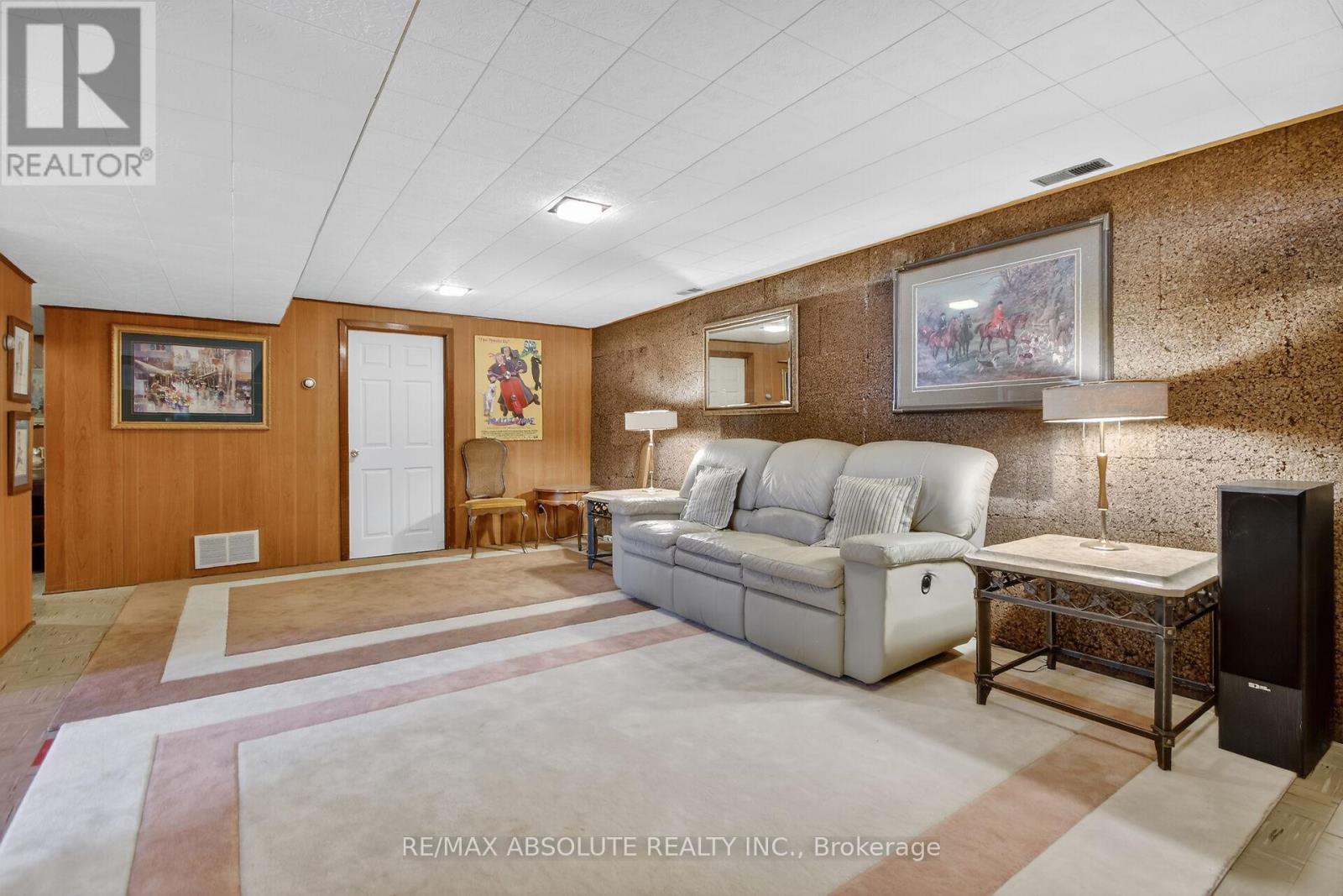 62 Foothills Drive, Ottawa, Ontario  K2H 6K3 - Photo 40 - X12899310