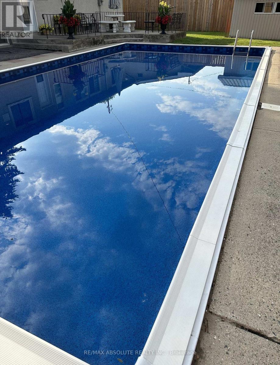 62 Foothills Drive, Ottawa, Ontario  K2H 6K3 - Photo 48 - X12899310