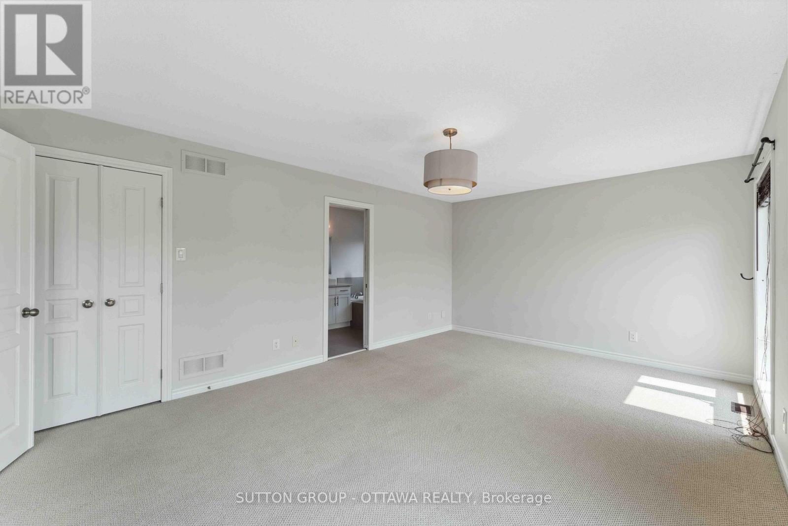 248 Keyrock Drive, Ottawa, Ontario  K2T 0G2 - Photo 13 - X12899326