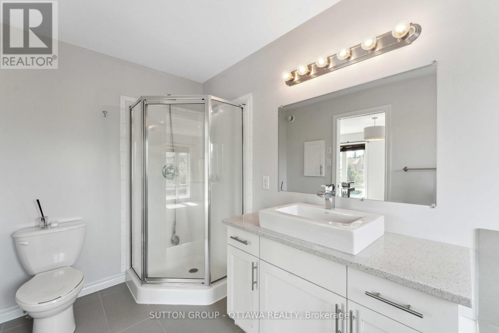 248 Keyrock Drive, Ottawa, Ontario  K2T 0G2 - Photo 17 - X12899326