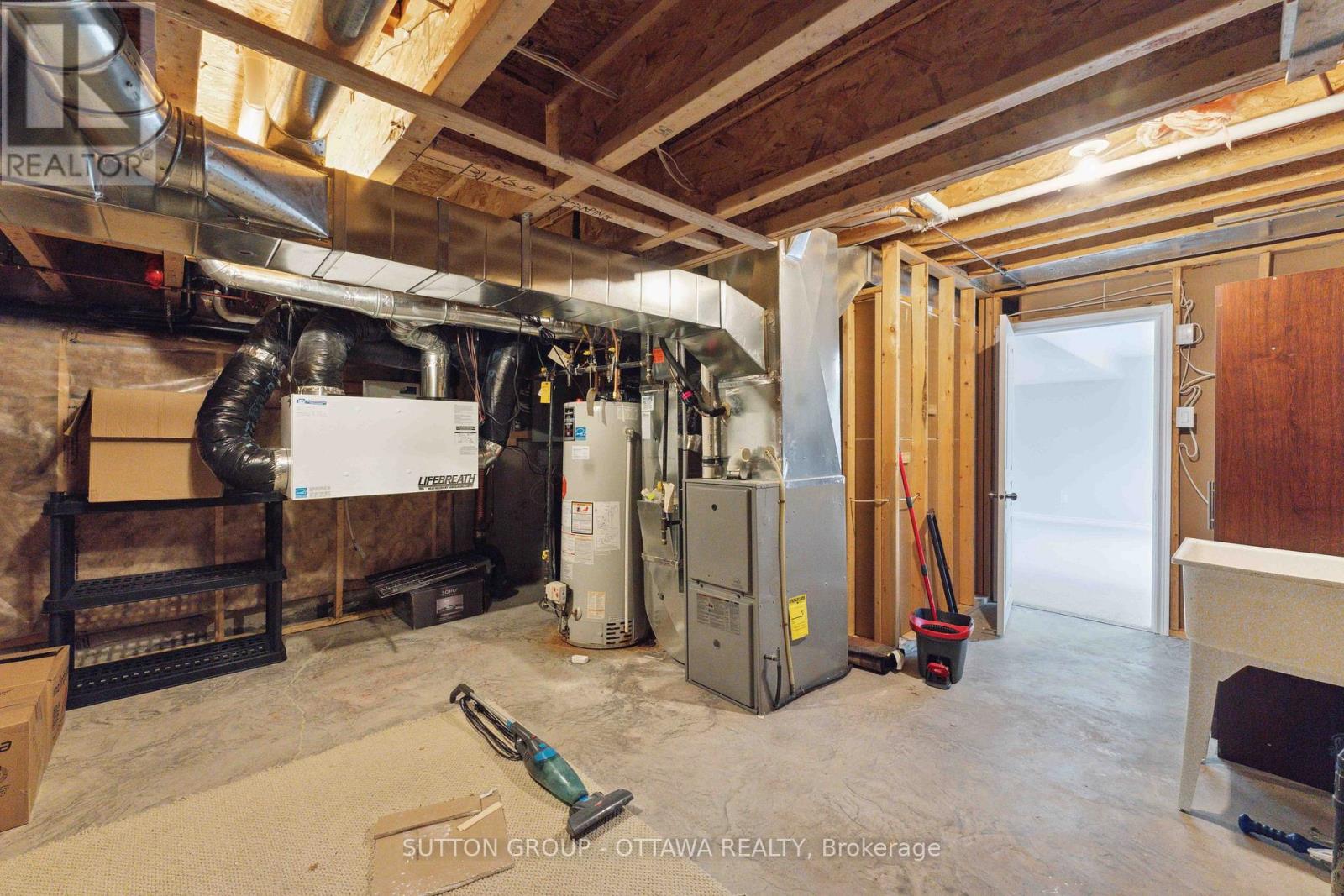 248 Keyrock Drive, Ottawa, Ontario  K2T 0G2 - Photo 28 - X12899326