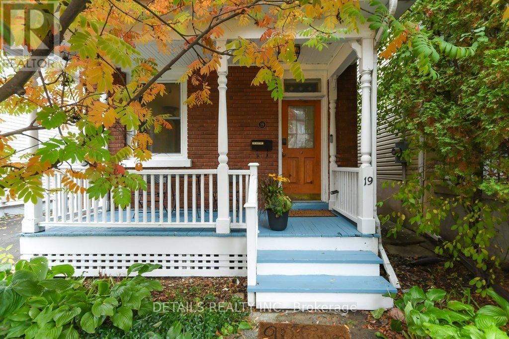 19 Gould Street, Ottawa, Ontario  K1Y 2P1 - Photo 1 - X12899330