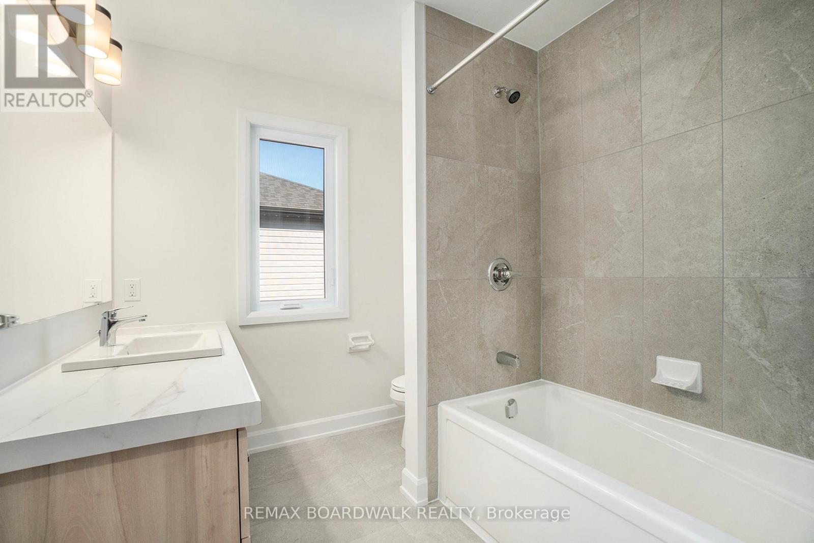 619 Geneva Crescent, Russell, Ontario  K0A 1W0 - Photo 15 - X12899402