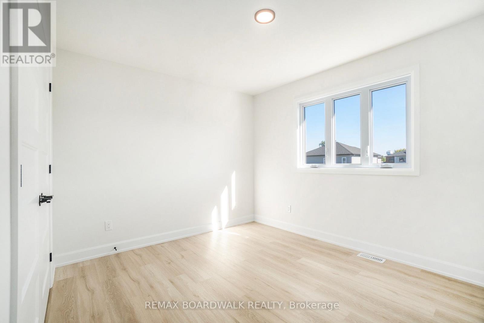 619 Geneva Crescent, Russell, Ontario  K0A 1W0 - Photo 18 - X12899402