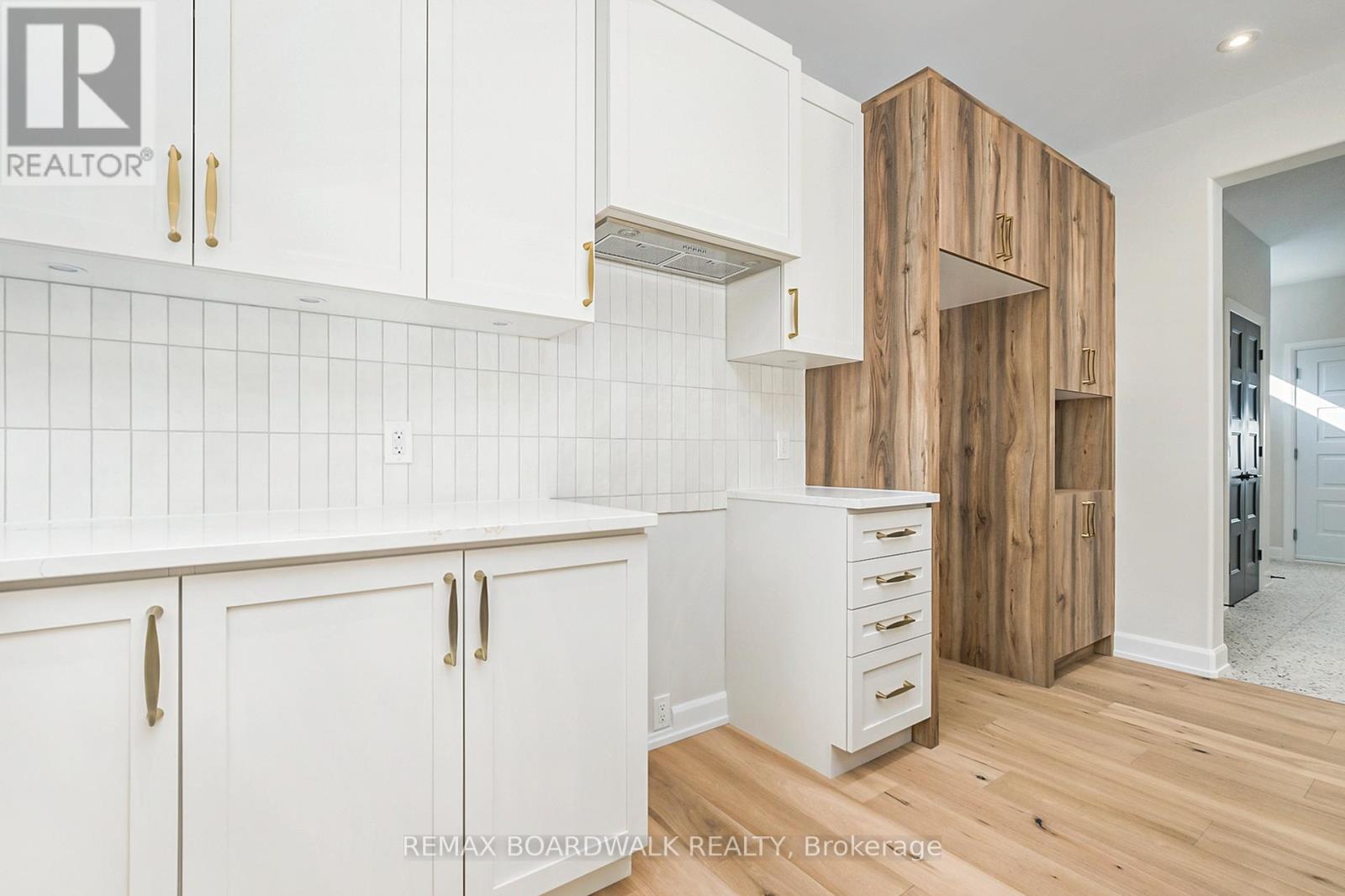 1035 Chablis Crescent, Russell, Ontario  K0A 1W0 - Photo 5 - X12899428