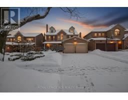 27 KENNETT DRIVE, Whitby, Ontario