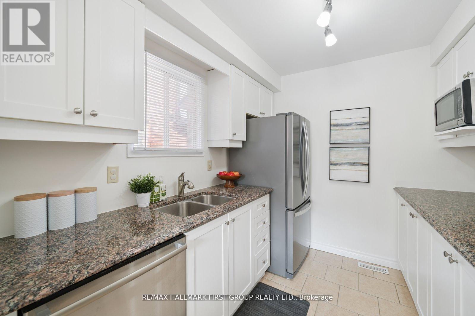 154 Radford Drive, Ajax, Ontario  L1T 2C9 - Photo 12 - E12899452