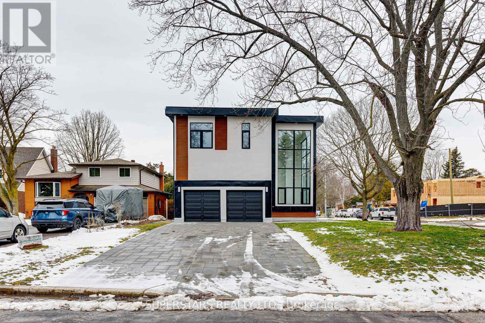 21 Shadbolt Court, Markham, Ontario  L3R 1X3 - Photo 2 - N12899196