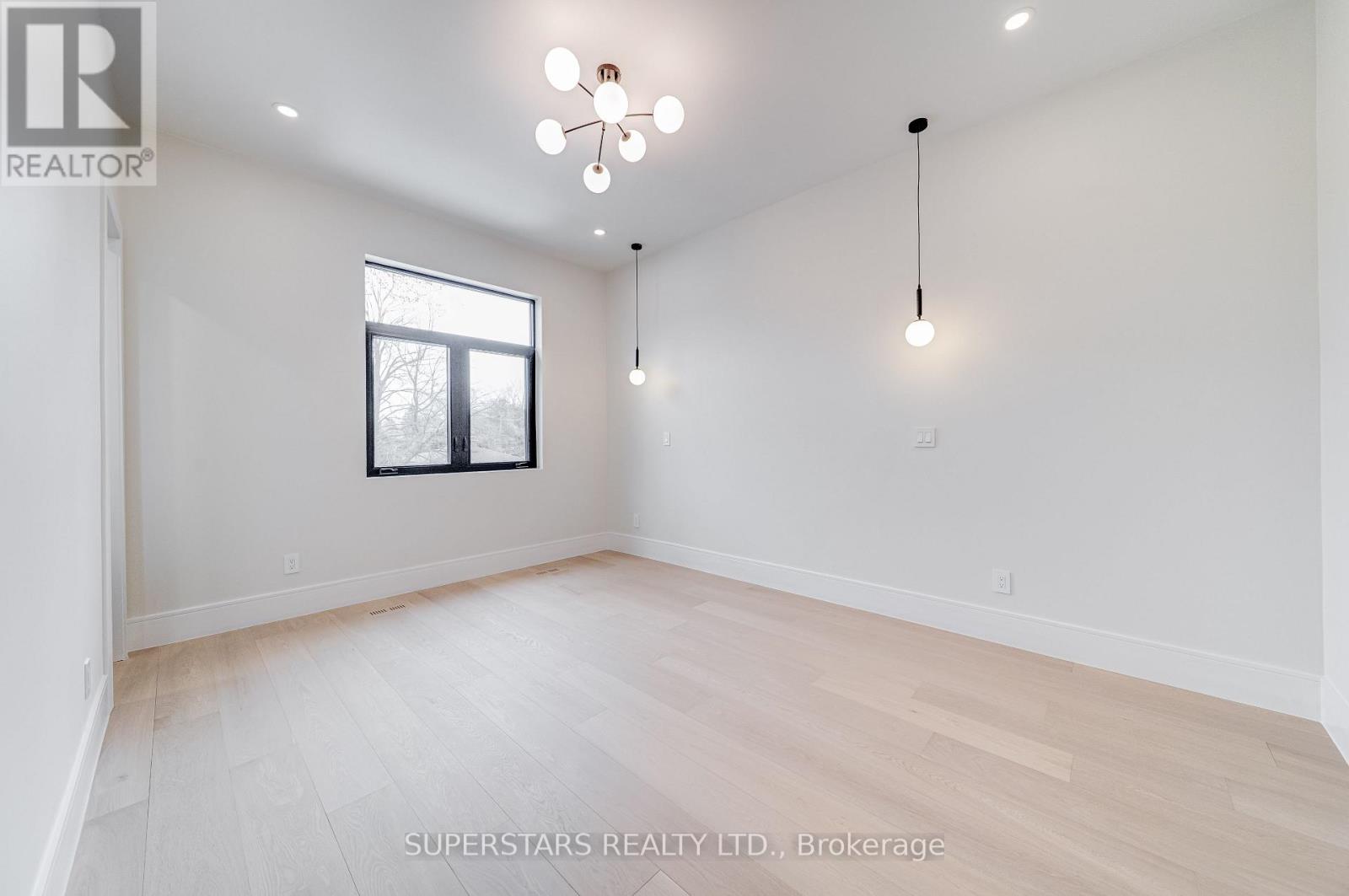 21 Shadbolt Court, Markham, Ontario  L3R 1X3 - Photo 25 - N12899196