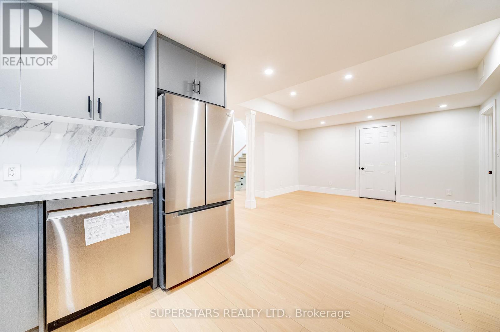 21 Shadbolt Court, Markham, Ontario  L3R 1X3 - Photo 36 - N12899196