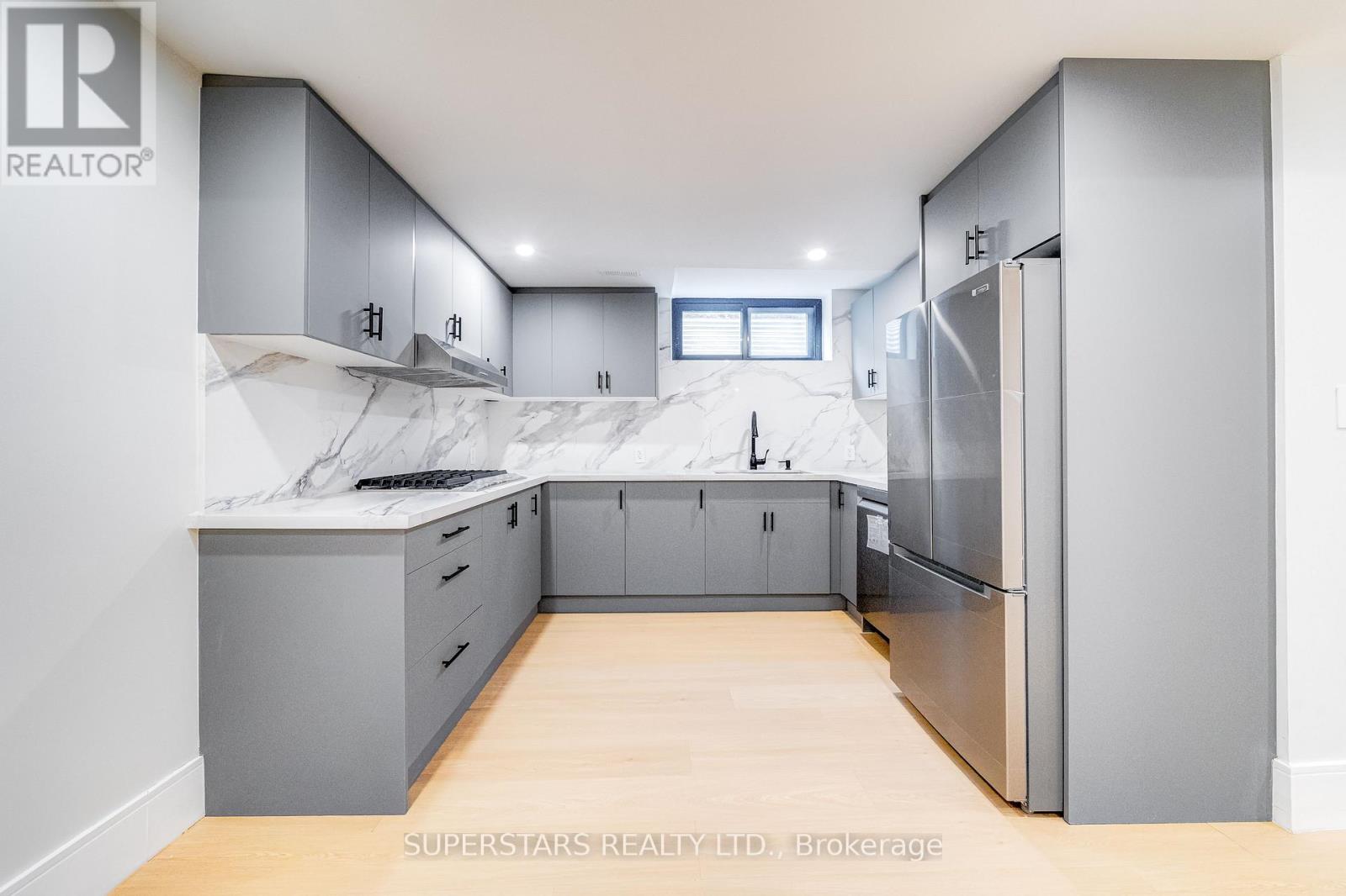 21 Shadbolt Court, Markham, Ontario  L3R 1X3 - Photo 37 - N12899196