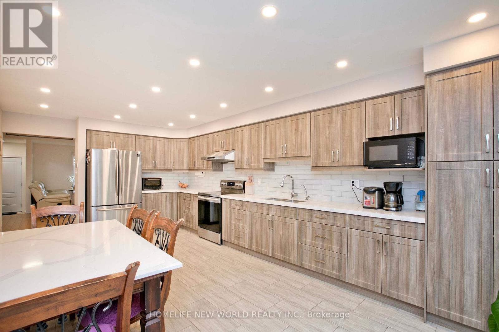 293 Mingay Avenue, Markham, Ontario  L6E 1T5 - Photo 11 - N12899208