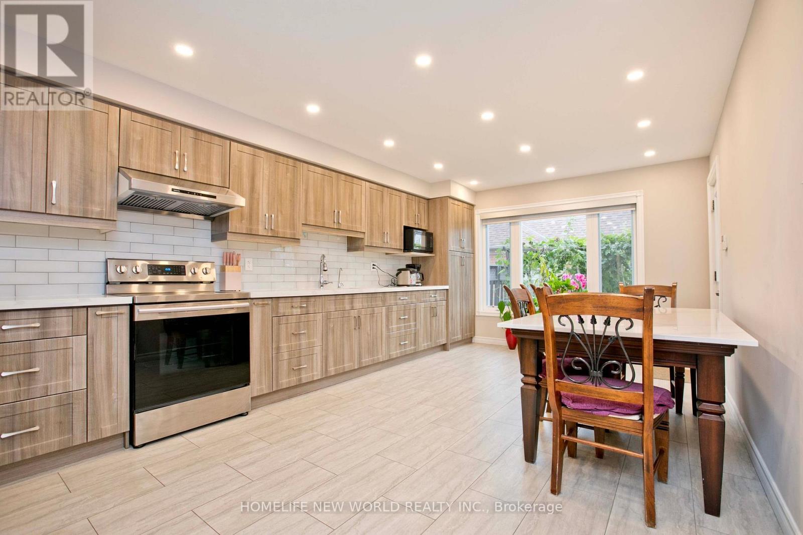 293 Mingay Avenue, Markham, Ontario  L6E 1T5 - Photo 7 - N12899208