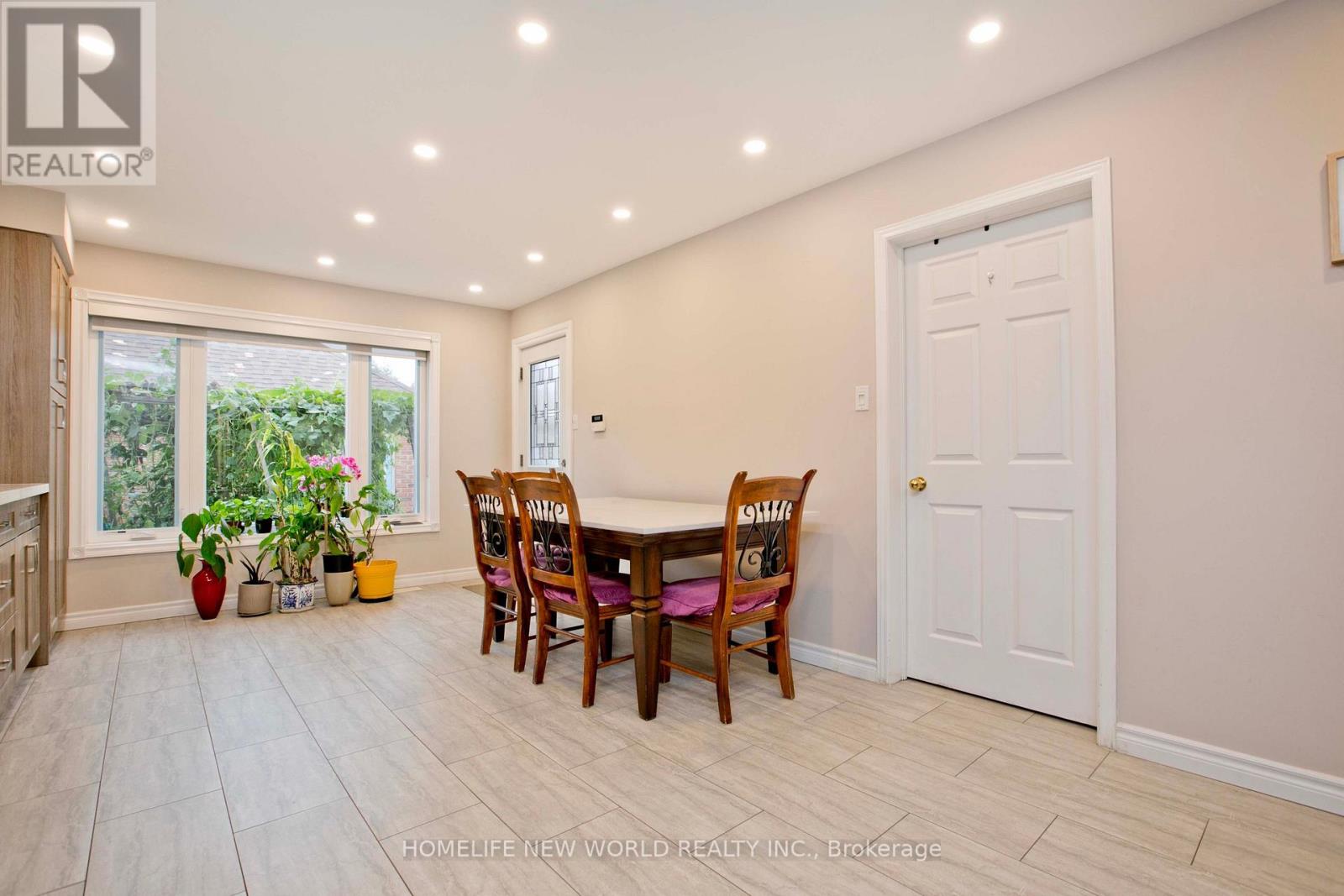 293 Mingay Avenue, Markham, Ontario  L6E 1T5 - Photo 9 - N12899208