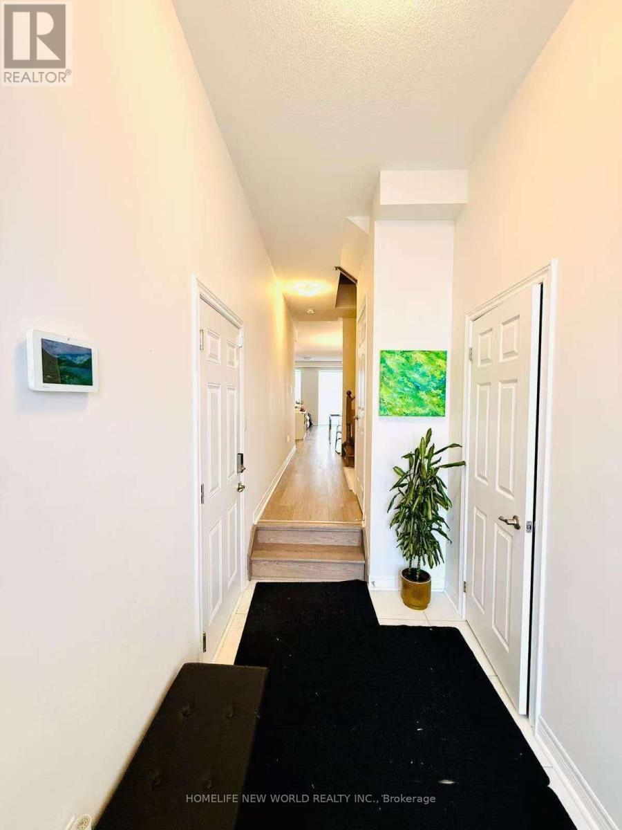 126 Mumbai Drive, Markham, Ontario  L3S 3K5 - Photo 3 - N12899312