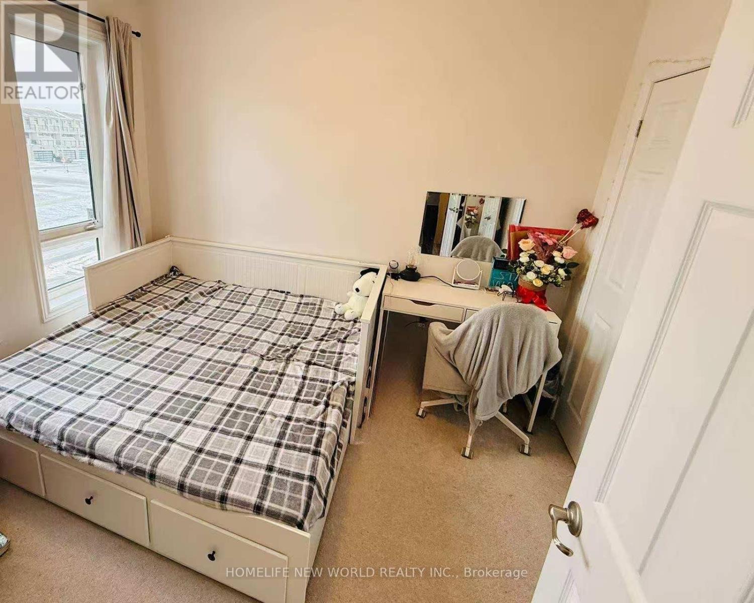 126 Mumbai Drive, Markham, Ontario  L3S 3K5 - Photo 8 - N12899312