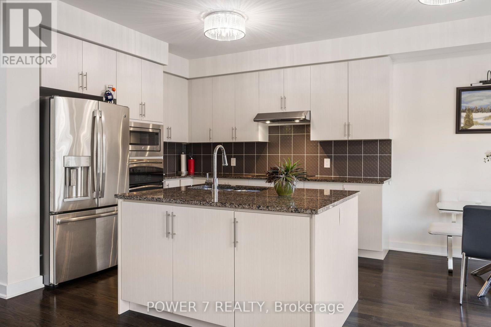 96 Anchusa Drive, Richmond Hill, Ontario  L4E 1C5 - Photo 11 - N12899422