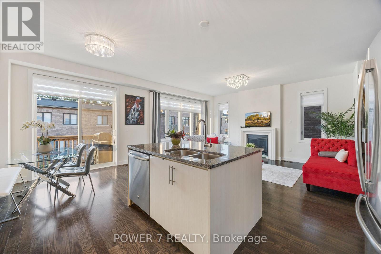 96 Anchusa Drive, Richmond Hill, Ontario  L4E 1C5 - Photo 13 - N12899422