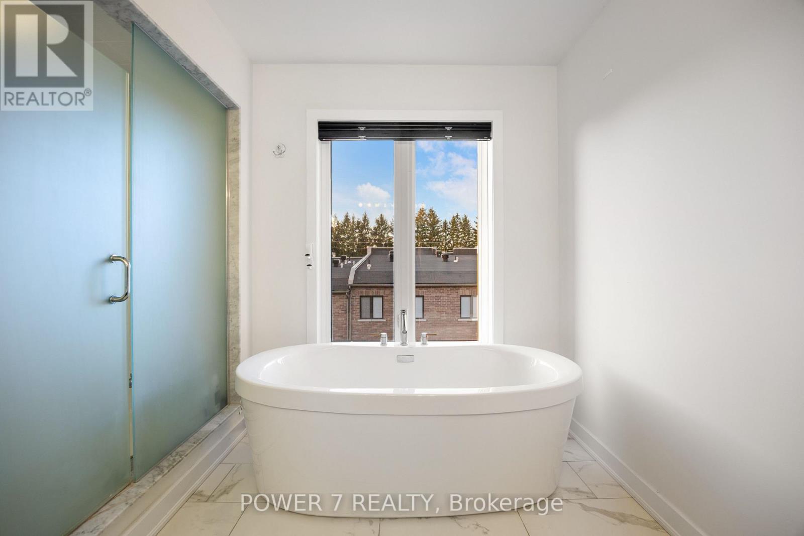 96 Anchusa Drive, Richmond Hill, Ontario  L4E 1C5 - Photo 33 - N12899422