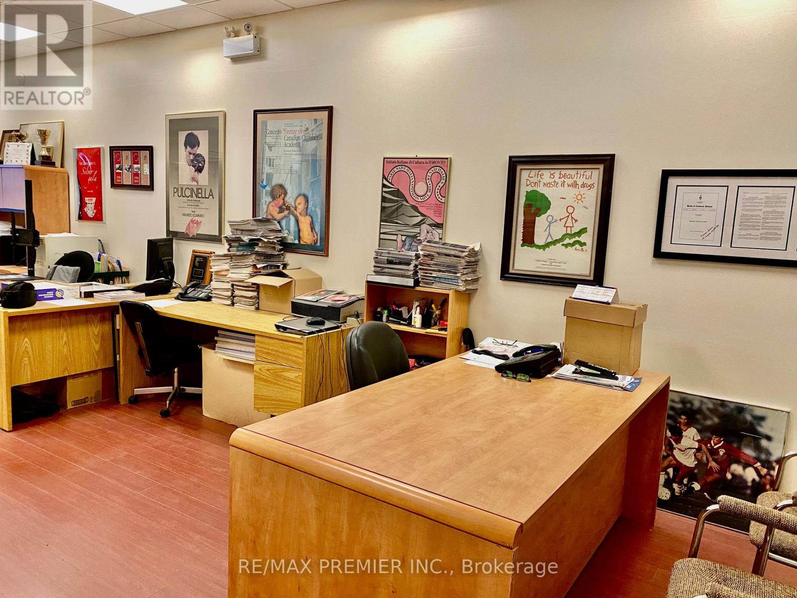 Au 8 & 9 - 140 Woodbridge Avenue, Vaughan, Ontario  L4L 4K9 - Photo 5 - N12899442