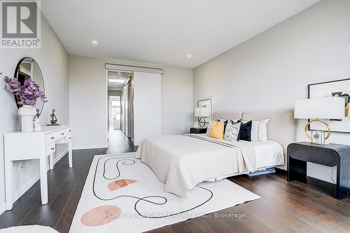 295 Roxton Road, Toronto, Ontario  M6G 3R1 - Photo 38 - C12899350