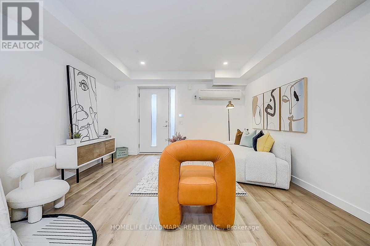 295 Roxton Road, Toronto, Ontario  M6G 3R1 - Photo 43 - C12899350