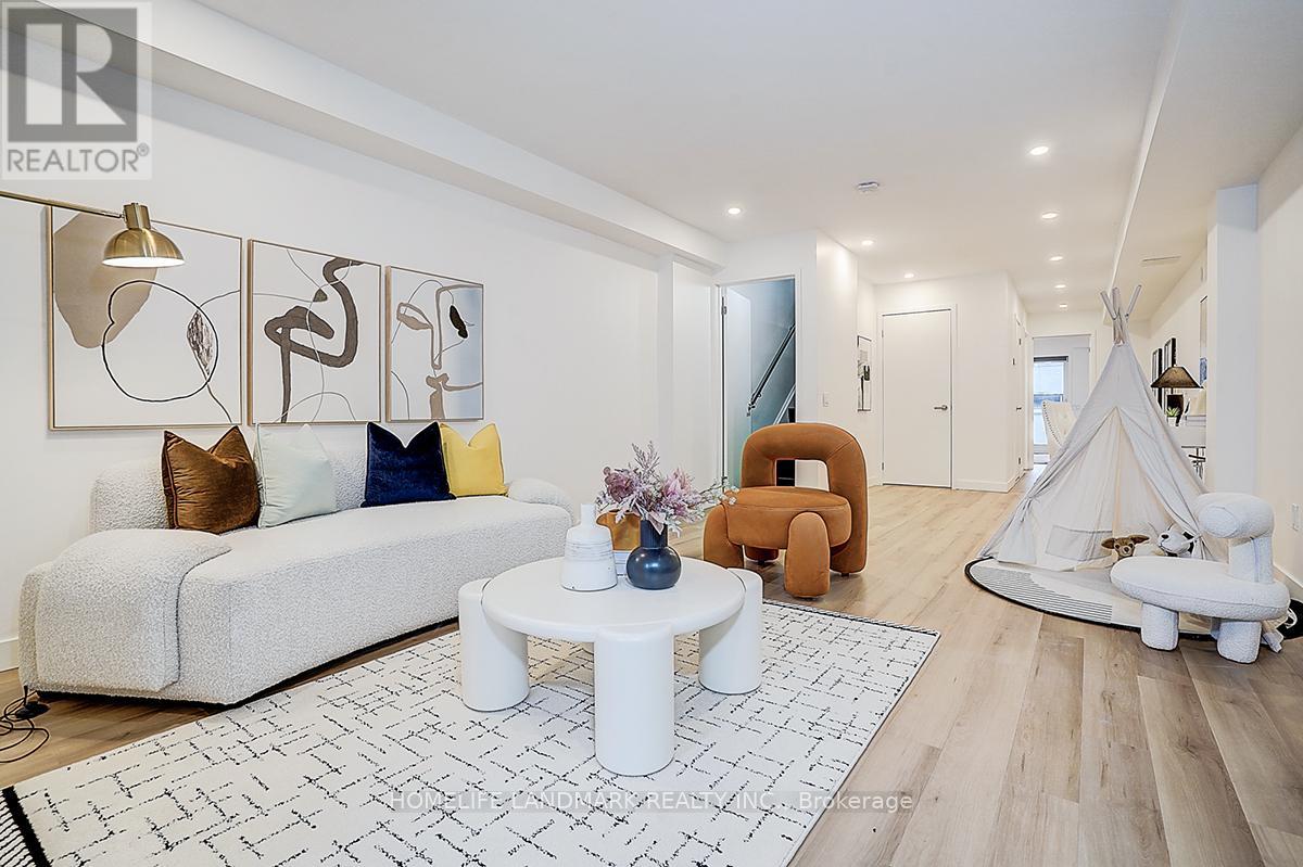 295 Roxton Road, Toronto, Ontario  M6G 3R1 - Photo 44 - C12899350