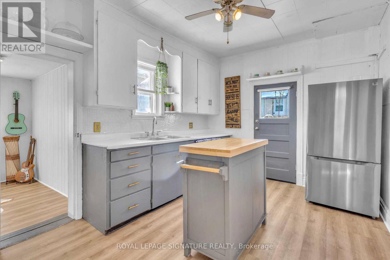 87 Elgin Street, Orillia, Ontario  L3V 1S3 - Photo 17 - S12899222