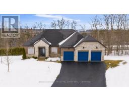 5 KANATA COURT, Springwater, Ontario