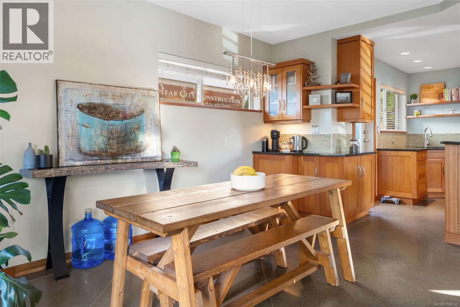 842 Canterbury Rd, Saanich, British Columbia  V8X 3E6 - Photo 10 - 1026133