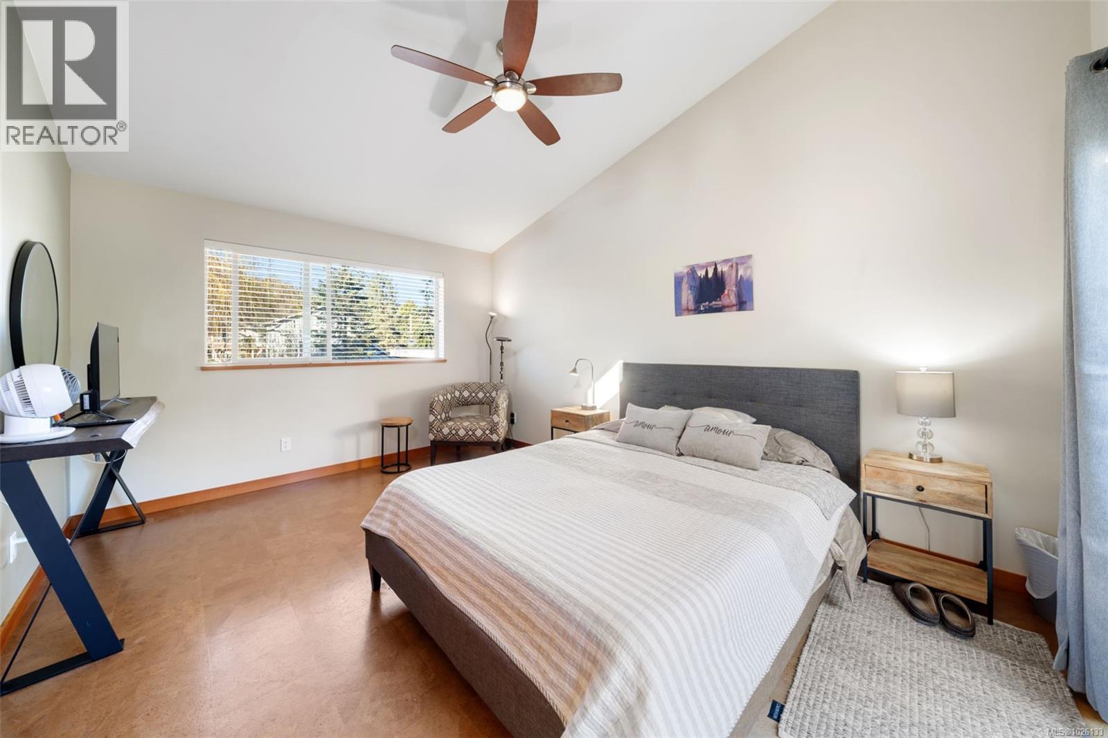 842 Canterbury Rd, Saanich, British Columbia  V8X 3E6 - Photo 24 - 1026133