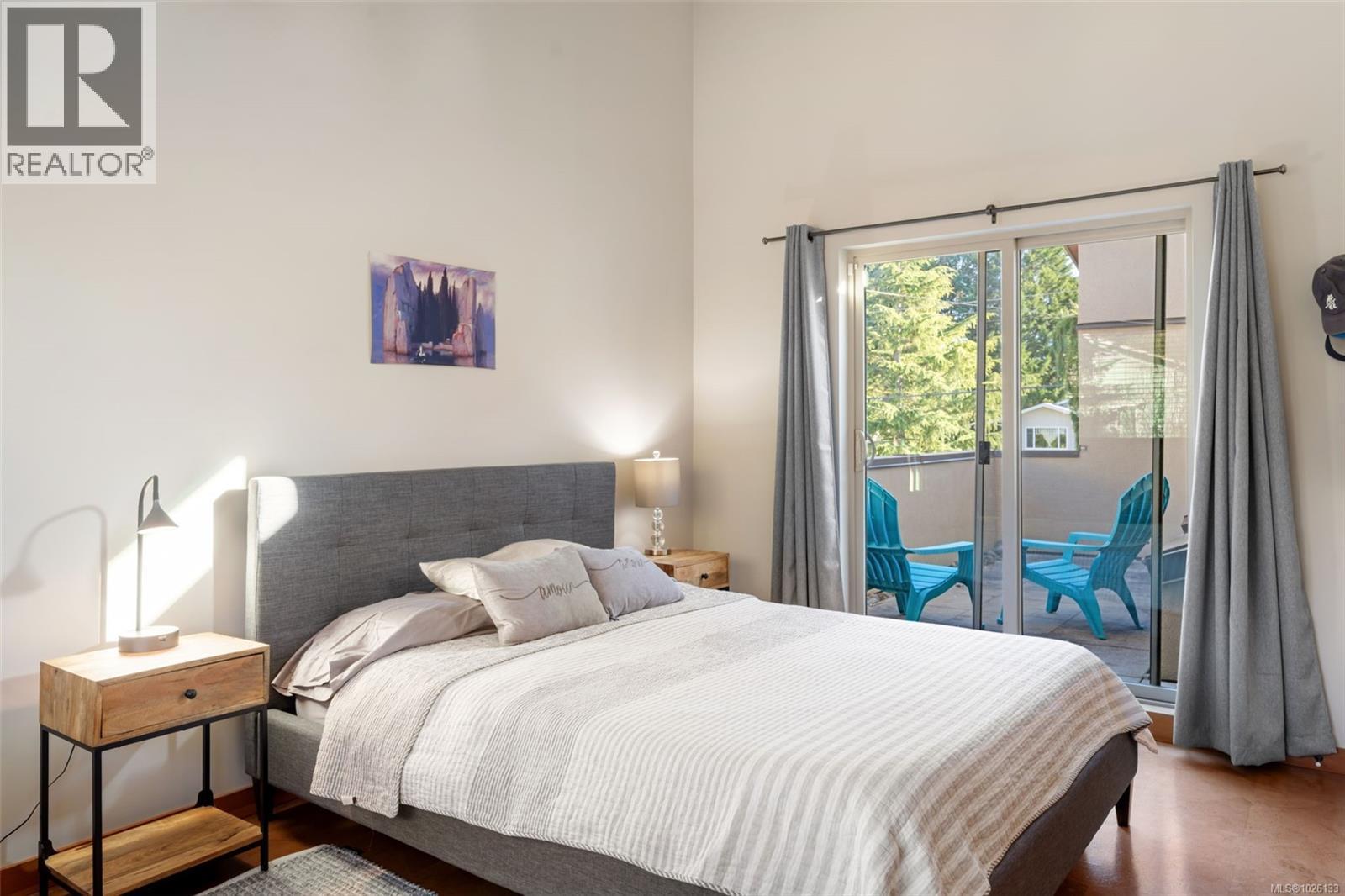 842 Canterbury Rd, Saanich, British Columbia  V8X 3E6 - Photo 25 - 1026133