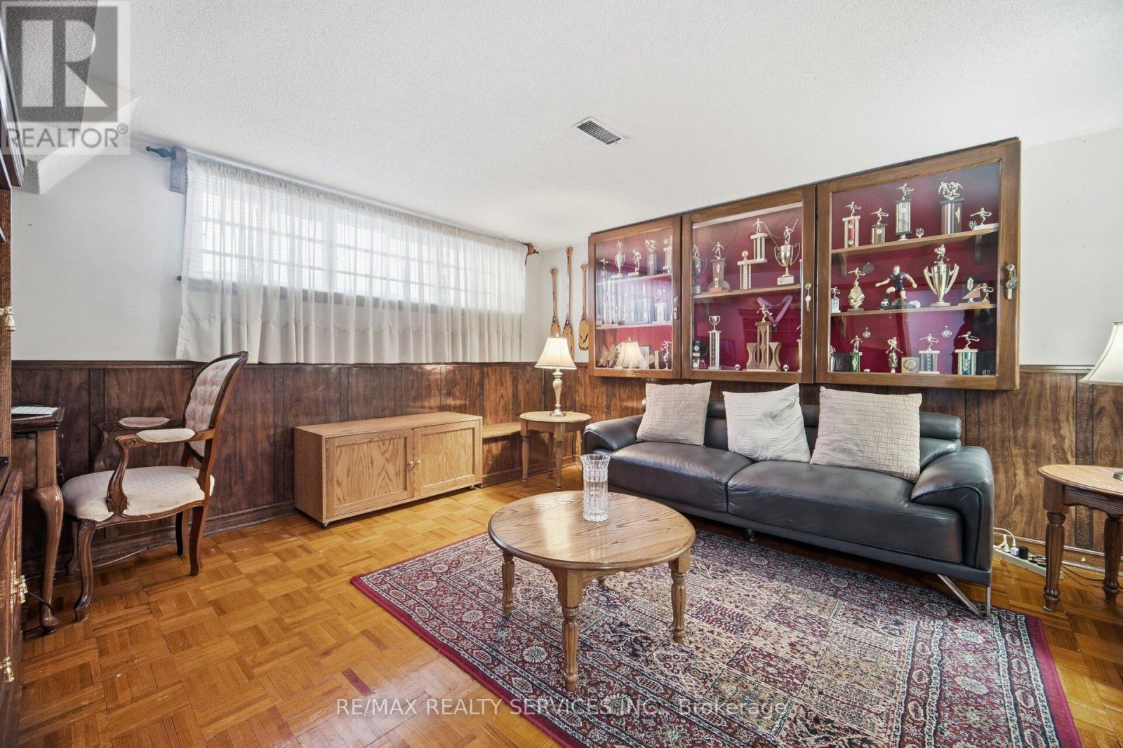 183 Vodden Street E, Brampton (Brampton North), Ontario  L6V 1M9 - Photo 26 - W12899270