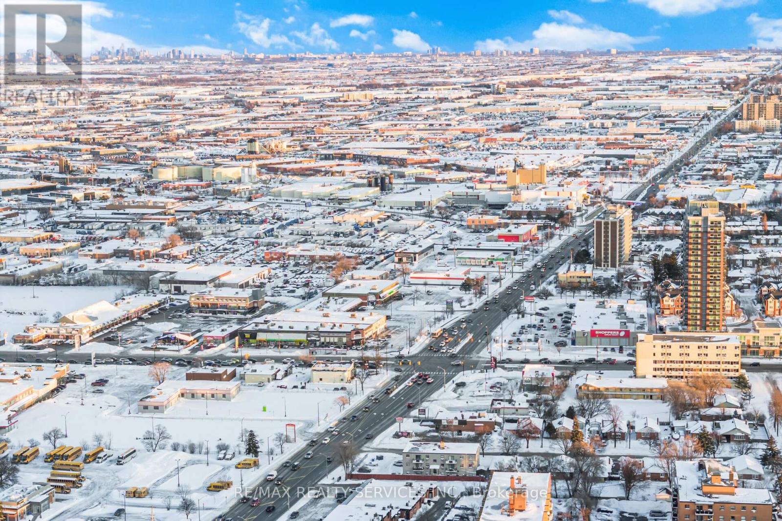 183 Vodden Street E, Brampton (Brampton North), Ontario  L6V 1M9 - Photo 49 - W12899270