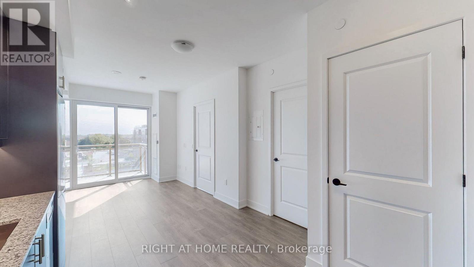 402 - 2343 Khalsa Gate, Oakville, Ontario  L6M 5R6 - Photo 16 - W12899278