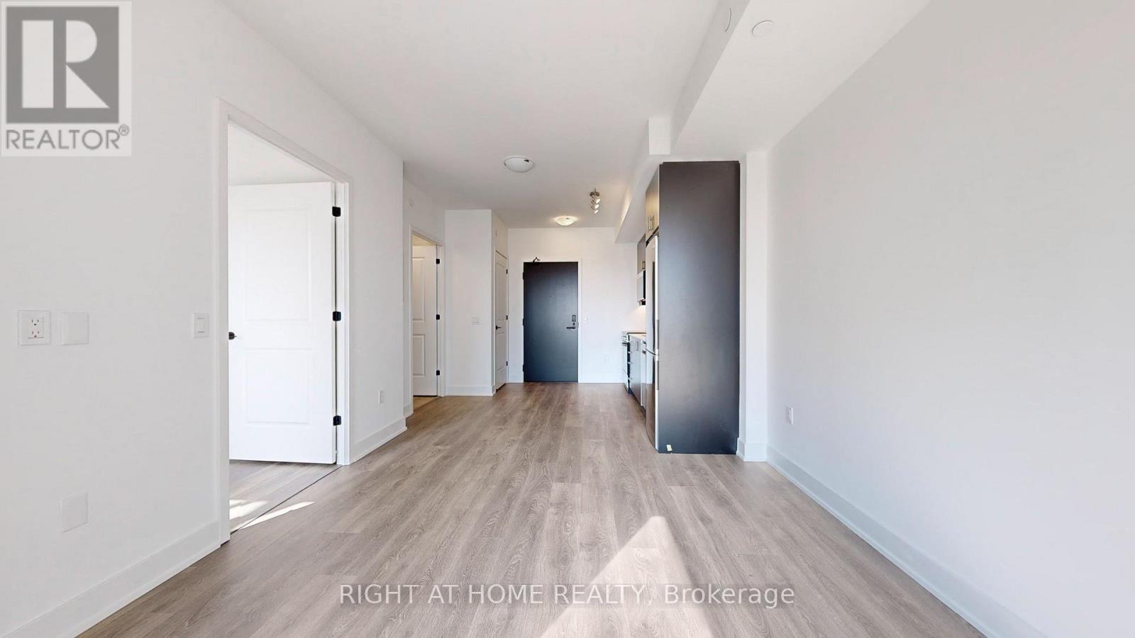 402 - 2343 Khalsa Gate, Oakville, Ontario  L6M 5R6 - Photo 6 - W12899278