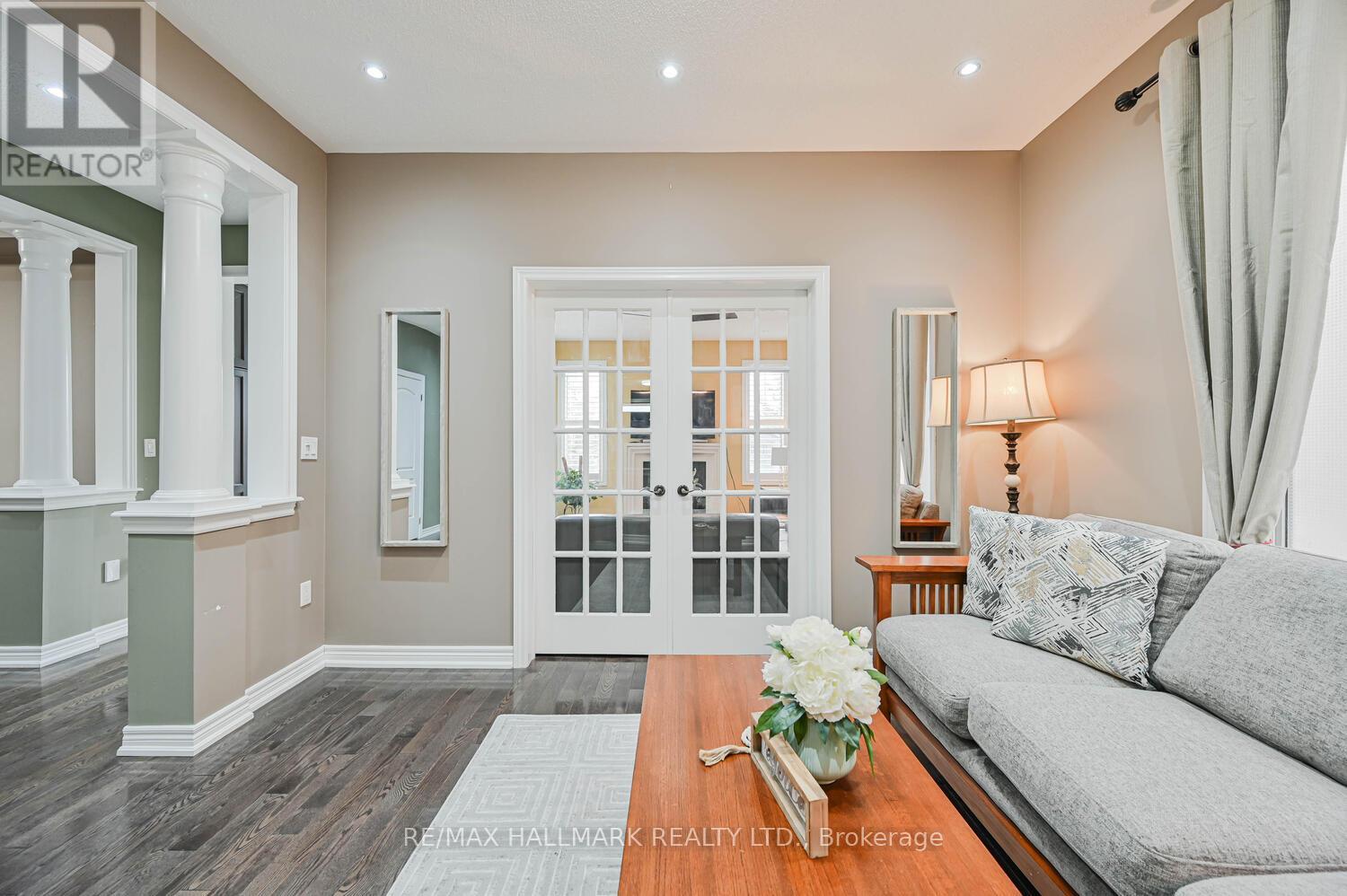 46 Lisson Crescent, Brampton (Credit Valley), Ontario  L6X 0Y9 - Photo 10 - W12899280