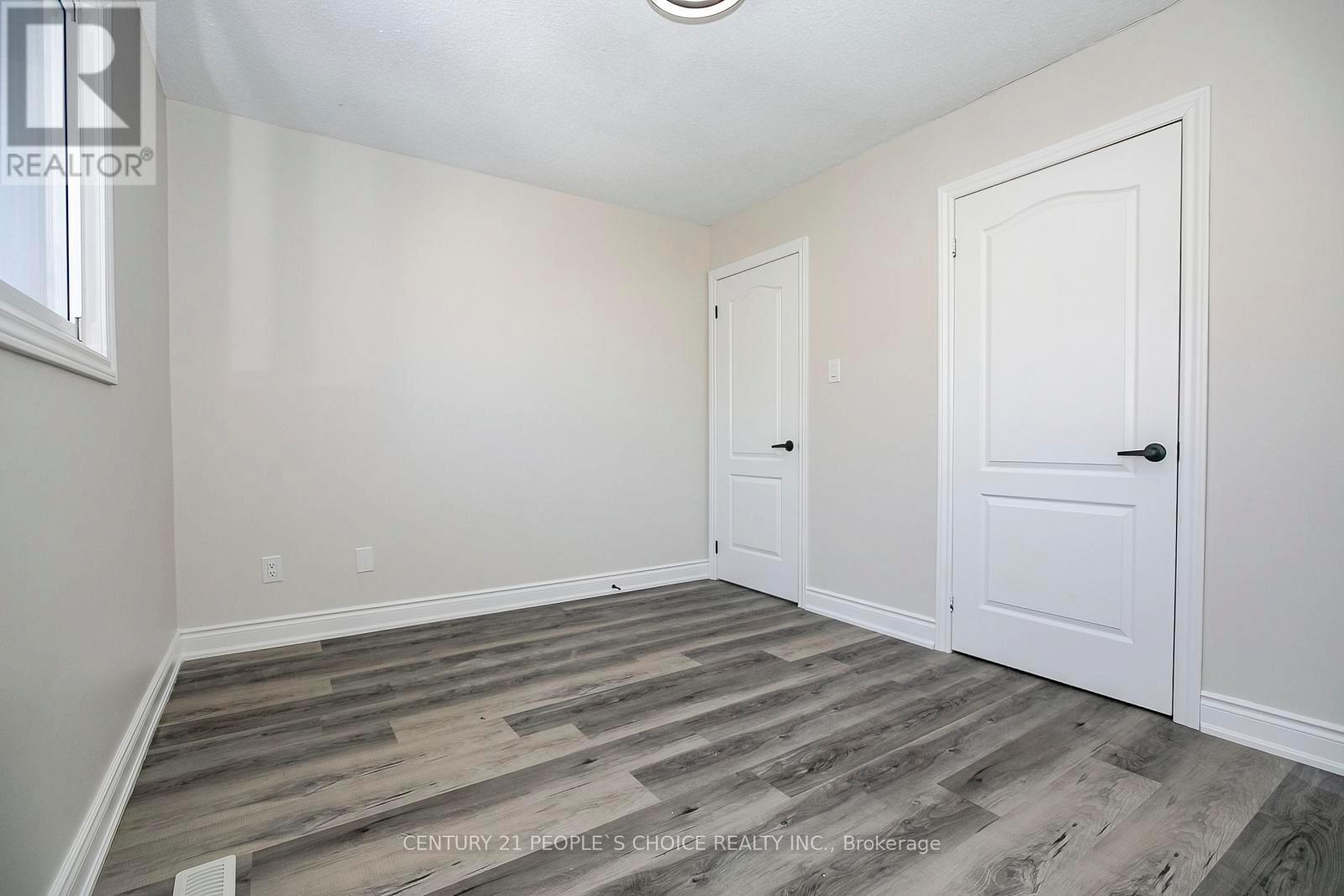 106 Winterfold Drive, Brampton (Madoc), Ontario  L6V 3T3 - Photo 30 - W12899314