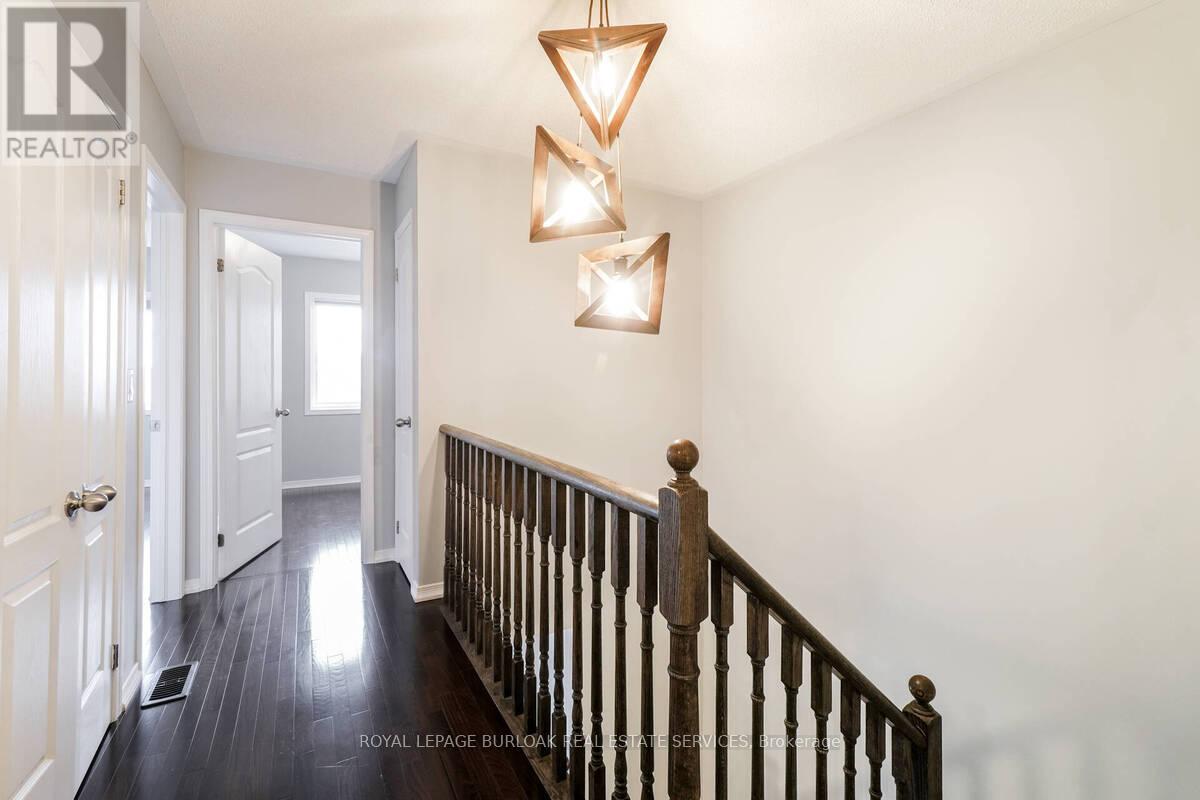 24 Larson Peak Road, Caledon, Ontario  L7C 3P5 - Photo 13 - W12899322