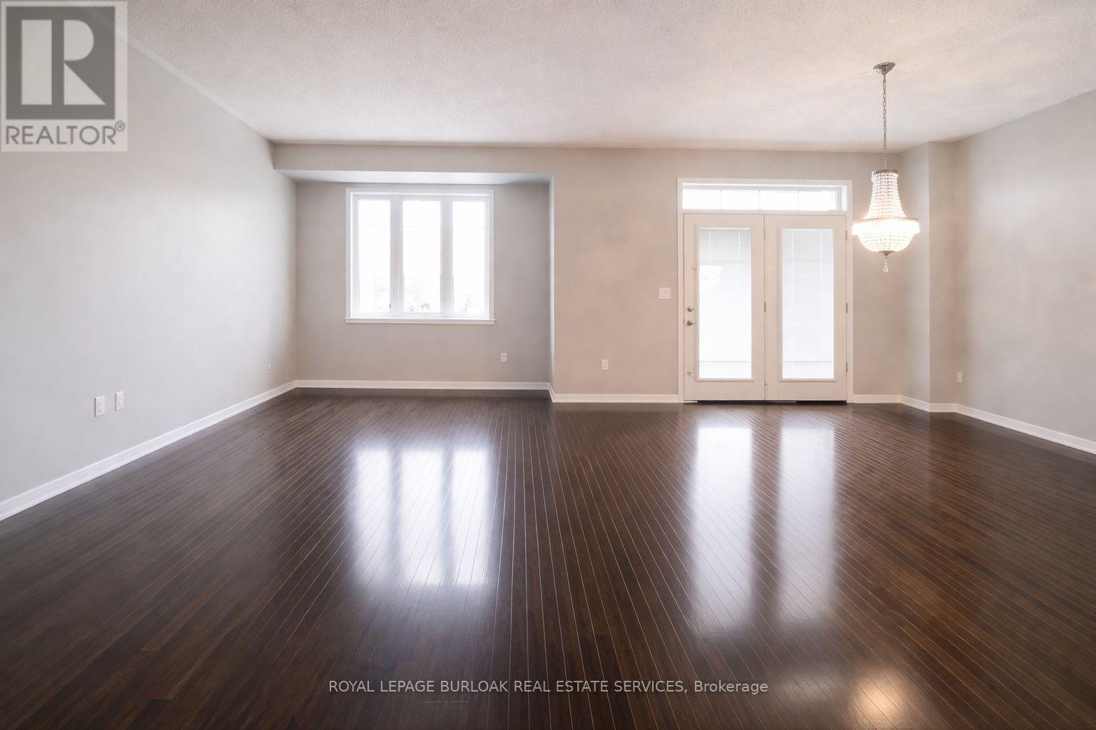 24 Larson Peak Road, Caledon, Ontario  L7C 3P5 - Photo 6 - W12899322