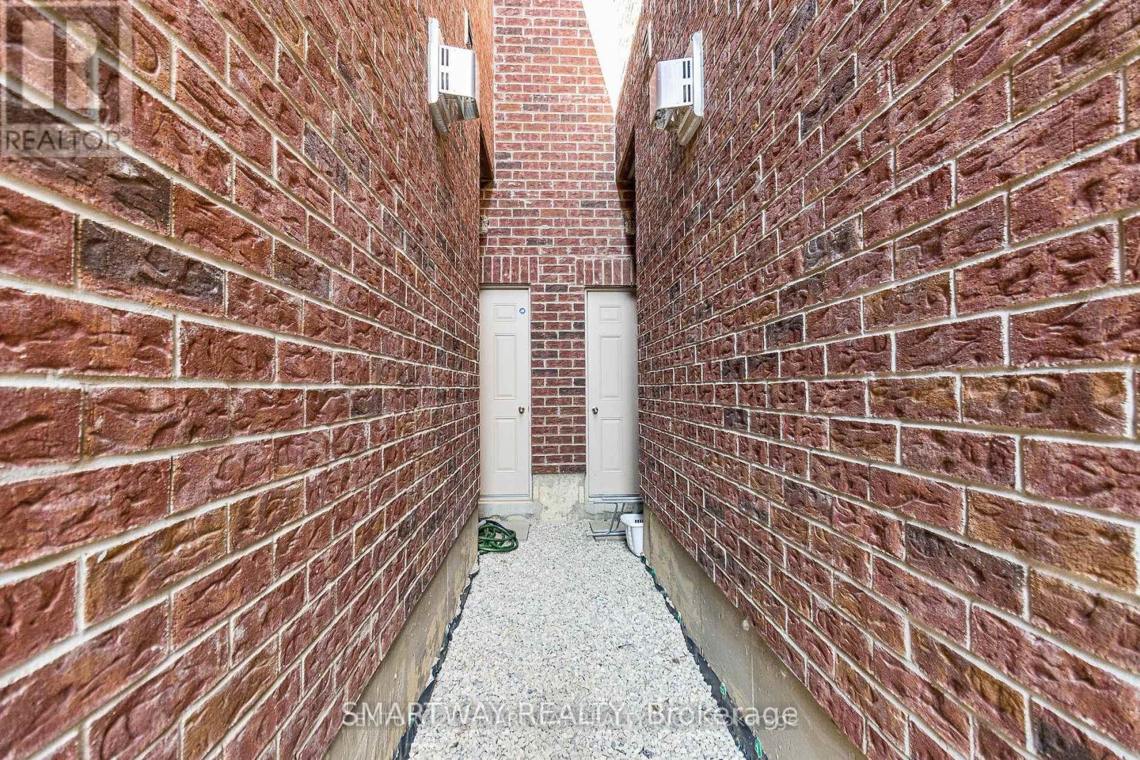 168 Agava Street, Brampton (Northwest Brampton), Ontario  L7A 4R9 - Photo 37 - W12899378