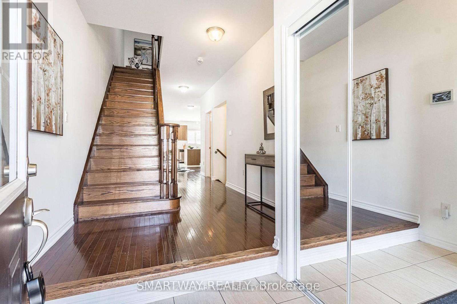 168 Agava Street, Brampton (Northwest Brampton), Ontario  L7A 4R9 - Photo 5 - W12899378