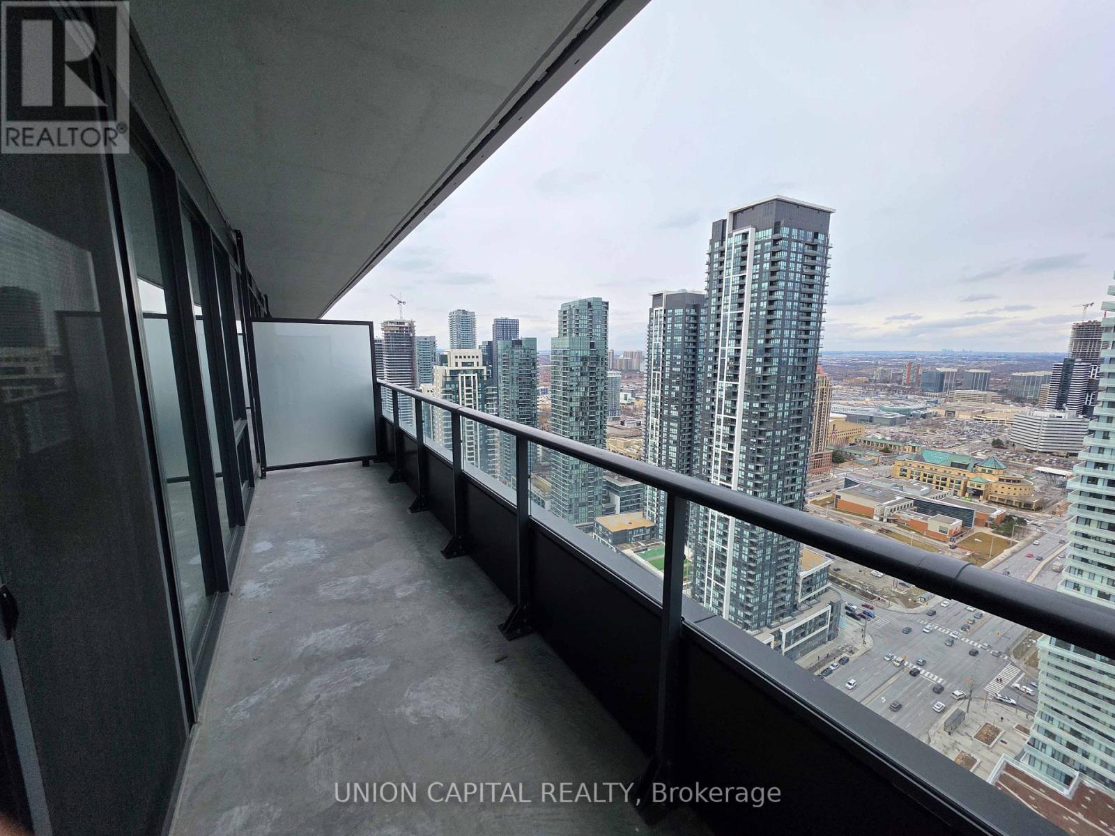 3607 - 448 Burnhamthorpe Road W, Mississauga, Ontario  L5B 4M6 - Photo 11 - W12899392