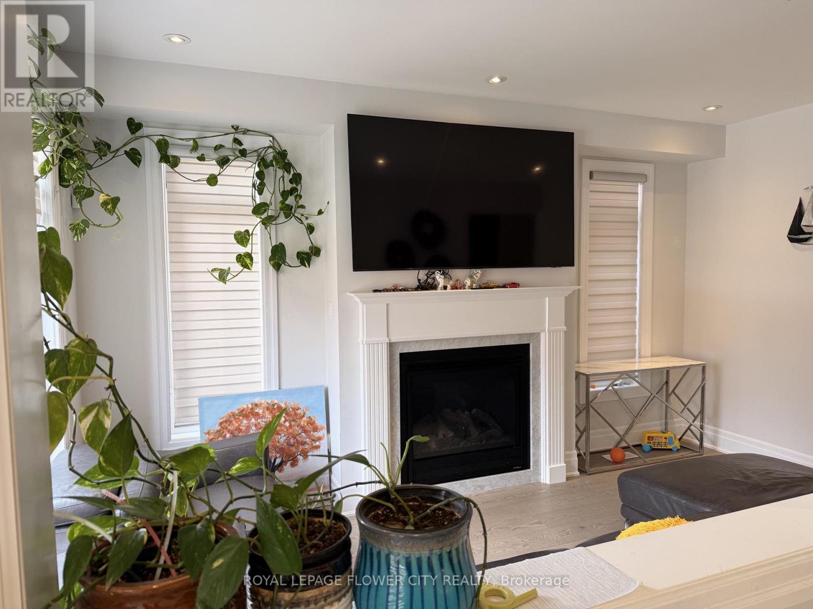 7 Overstone Road, Halton Hills (Georgetown), Ontario  L7G 0N5 - Photo 20 - W12899396