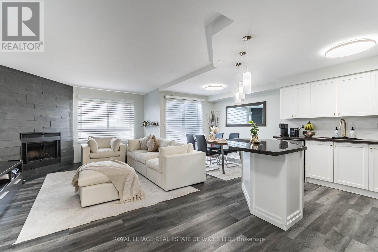 619 - 1000 Cedarglen Gate, Mississauga, Ontario  L5C 3Z5 - Photo 3 - W12899412