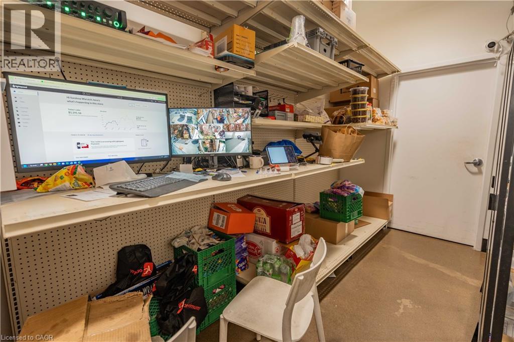 2480 Homer Watson Boulevard Unit# A2, Kitchener, Ontario  N2P 2R5 - Photo 35 - 40778065