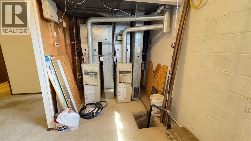 5036 51 Avenue, Irma, Alberta  T0B 2H0 - Photo 32 - A2250012