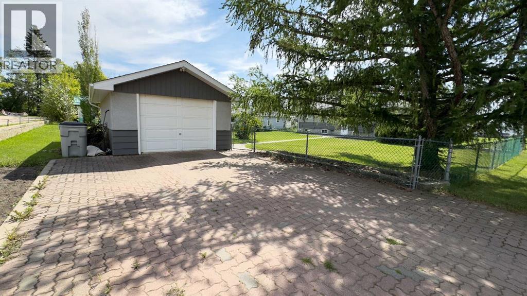 5036 51 Avenue, Irma, Alberta  T0B 2H0 - Photo 37 - A2250012