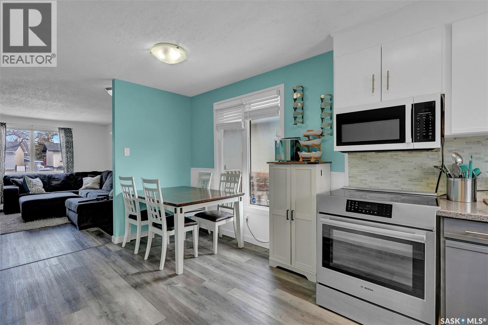 5721 2nd Avenue N, Regina, Saskatchewan  S4R 5M4 - Photo 10 - SK030825