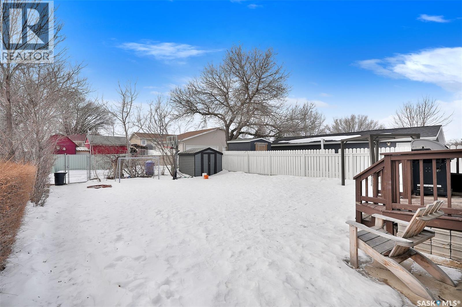 5721 2nd Avenue N, Regina, Saskatchewan  S4R 5M4 - Photo 27 - SK030825